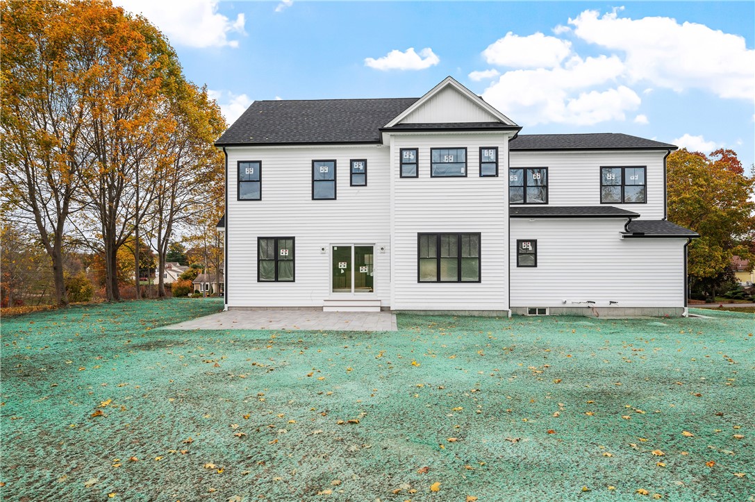 140 Abbott Run Valley Road Cumberland, RI 02864 - Photo 20 of 28