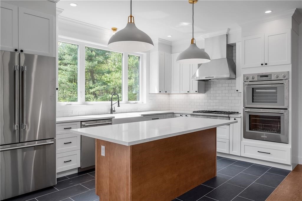 140 Abbott Run Valley Road Cumberland, RI 02864 - Photo 4 of 28 Similar finishes from a previous sale