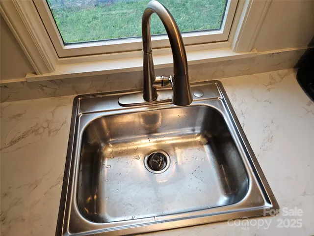 a close view of sink
