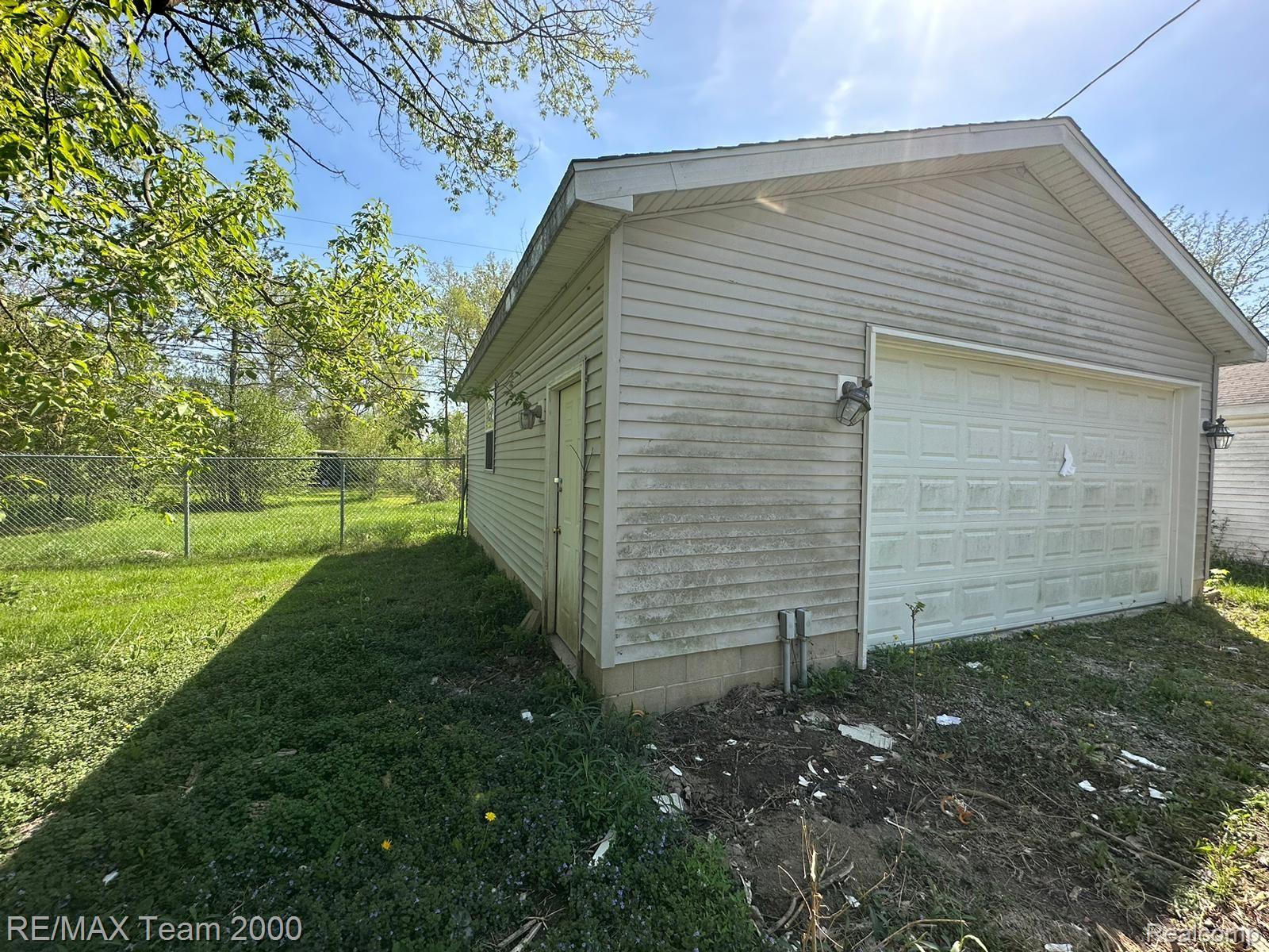 44205 Ecorse Road Belleville, MI 48111 - Photo 11 of 35 Gallery Image 11