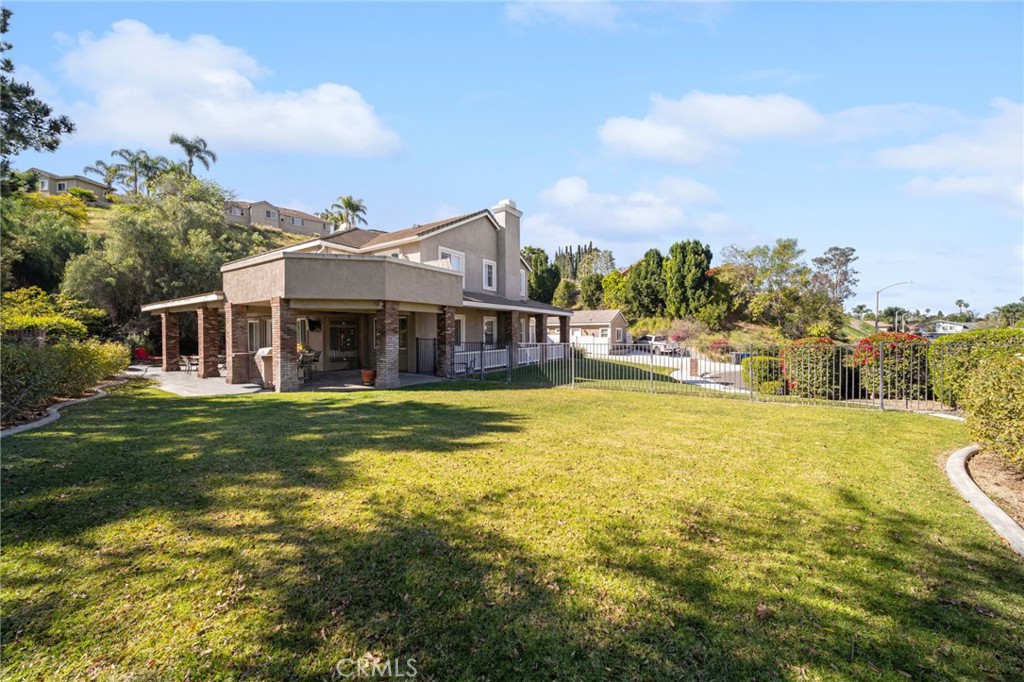 1240 San Cristobal Drive Riverside, CA 92506 - Photo 11 of 67