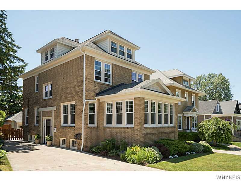 2 Radcliffe Road Buffalo, NY 14214 - Photo 1 of 1 Exterior Front.