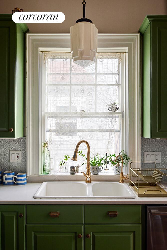 85 Westminster Road Brooklyn, NY 11218 - Photo 7 of 32