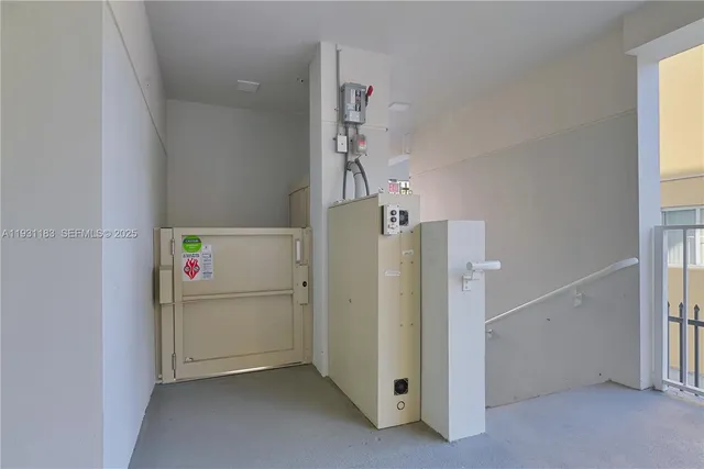 $1,800 | 1620 Northwest 18th Street, Unit 204, Miami, FL 33125