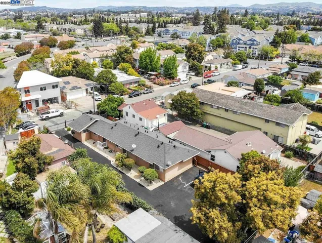 $975,000 | 537 Dean Street, Hayward, CA 94541