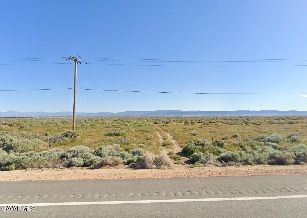 5500 D6 Avenue West, Unit D6 Lancaster, CA 93536 - Photo 7 of 12 3201004085 ROAD TO LOT 1