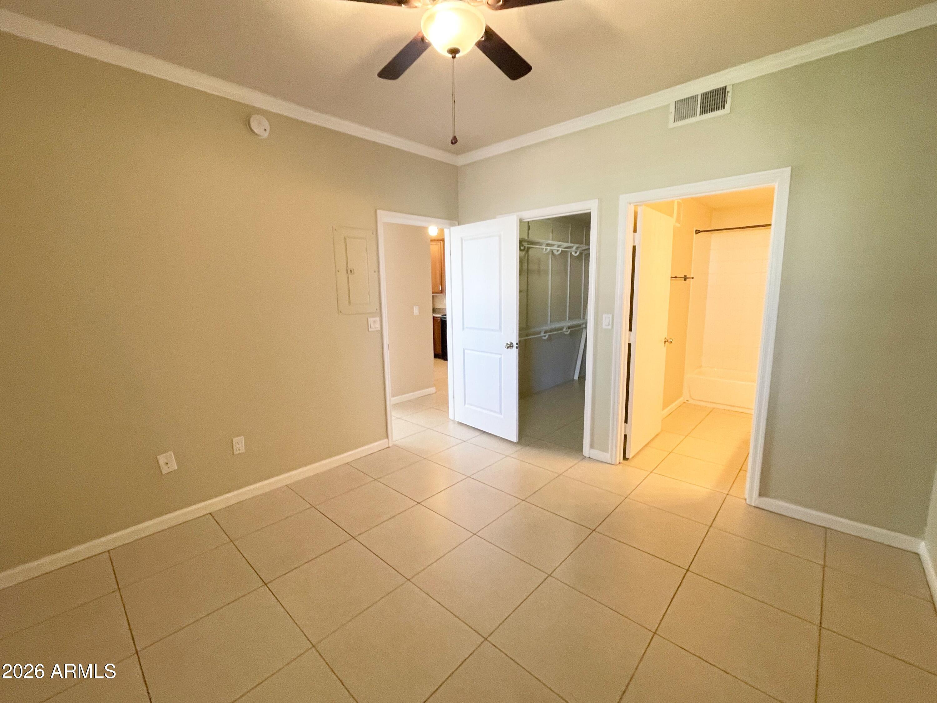 1720 East Thunderbird Road, Unit 1129 Phoenix, AZ 85022 - Photo 12 of 18 1720 (11)
