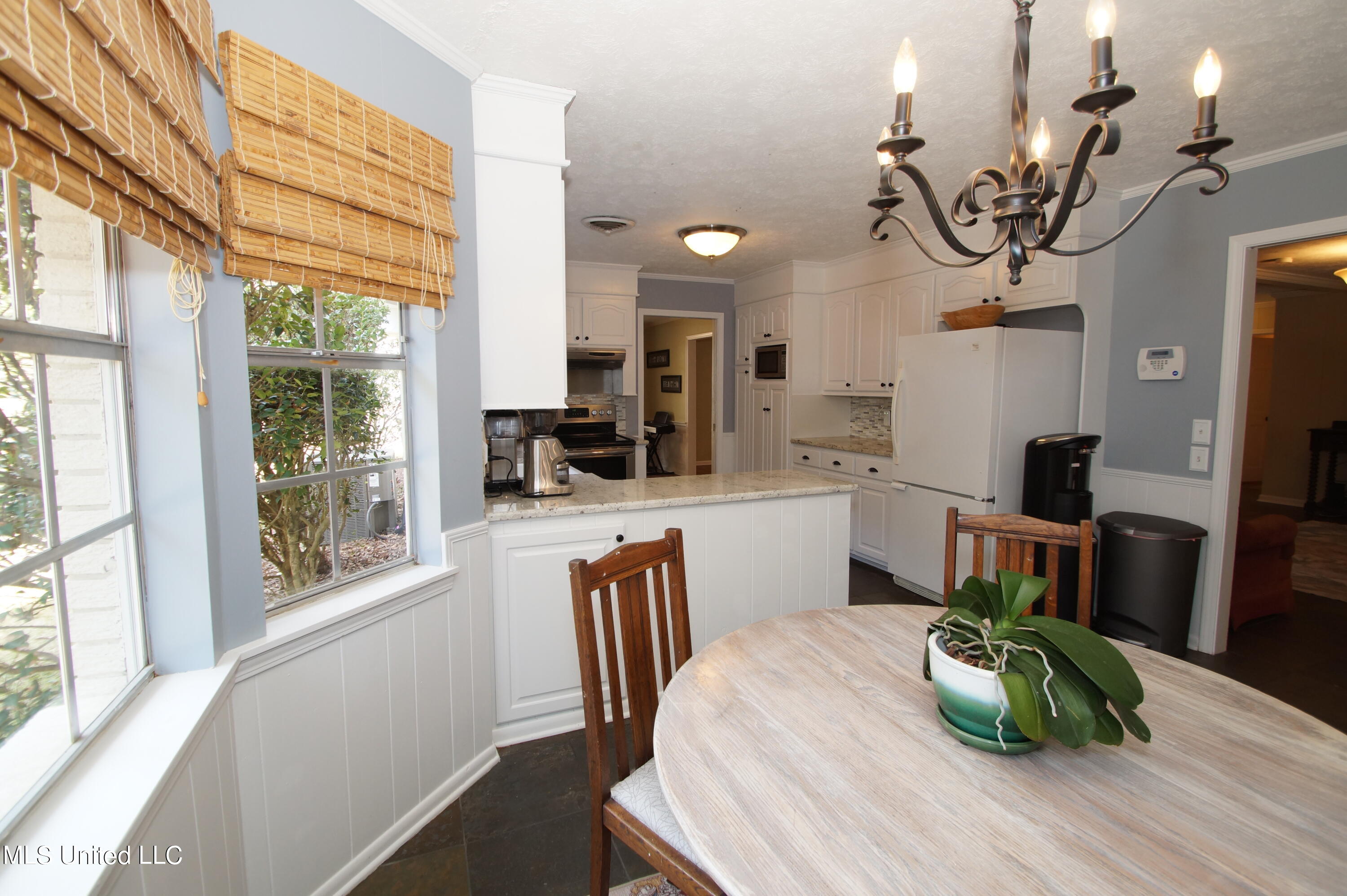 5319 Briarfield Road Jackson, MS 39211 - Photo 13 of 36 DSC04632