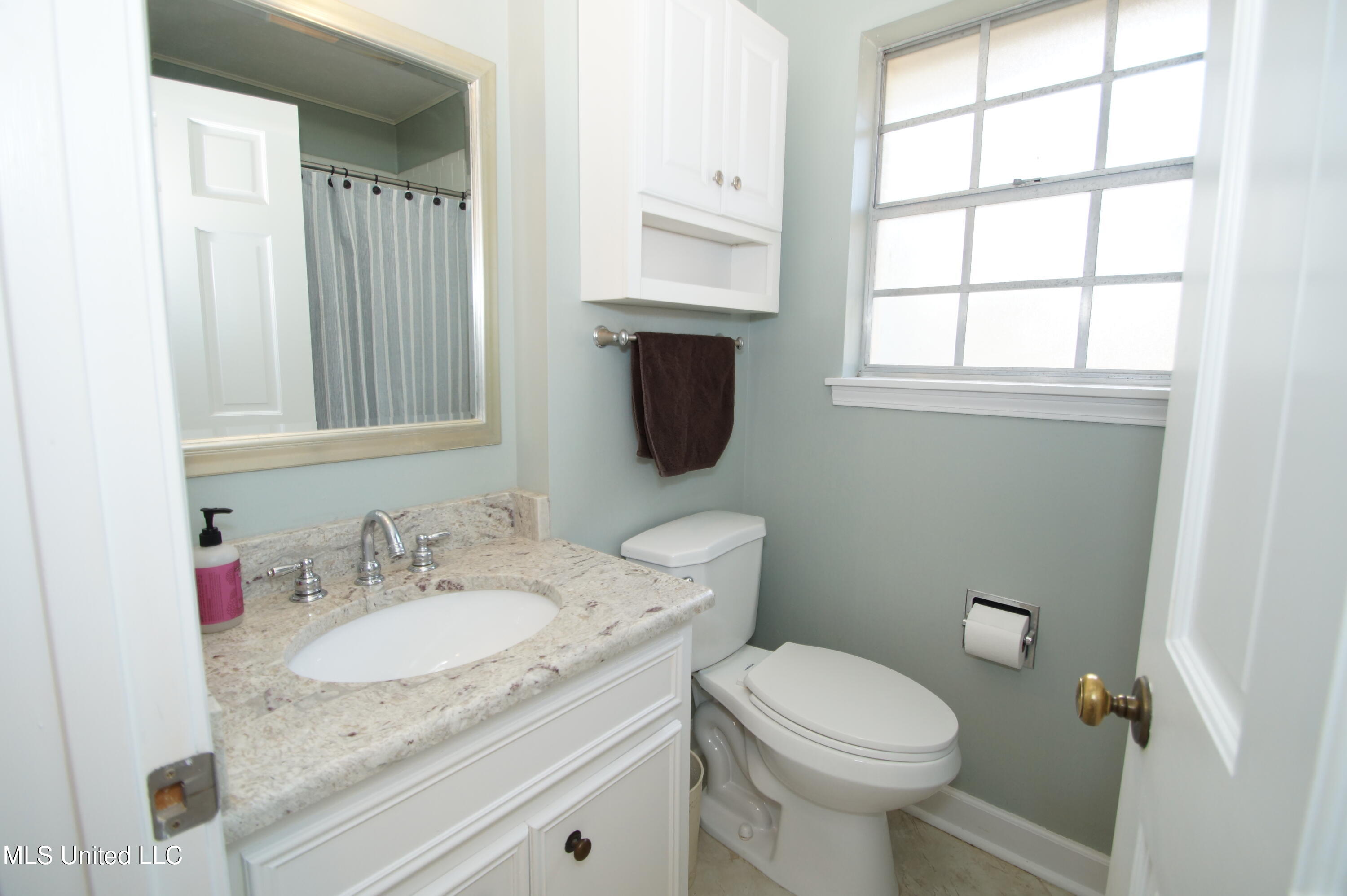 5319 Briarfield Road Jackson, MS 39211 - Photo 18 of 36 DSC04660