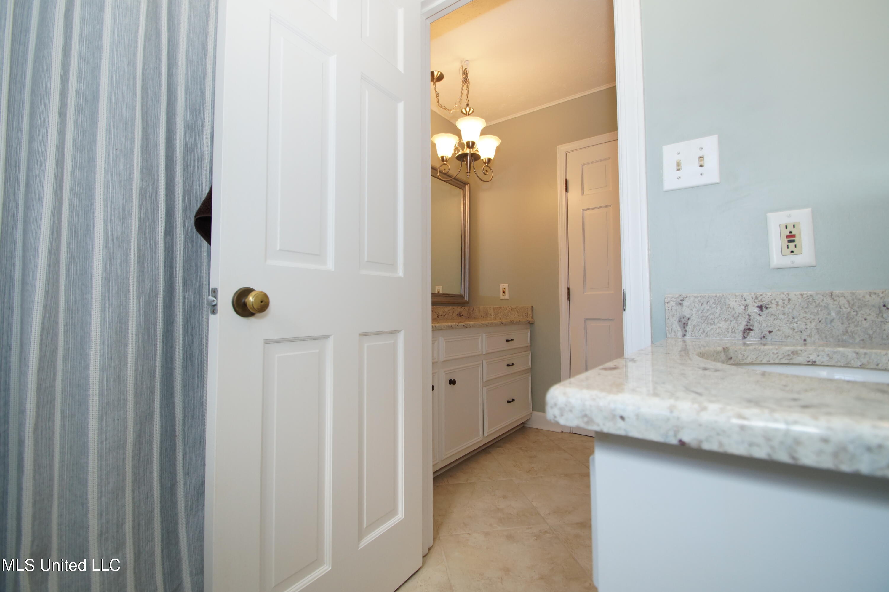 5319 Briarfield Road Jackson, MS 39211 - Photo 19 of 36 DSC04661