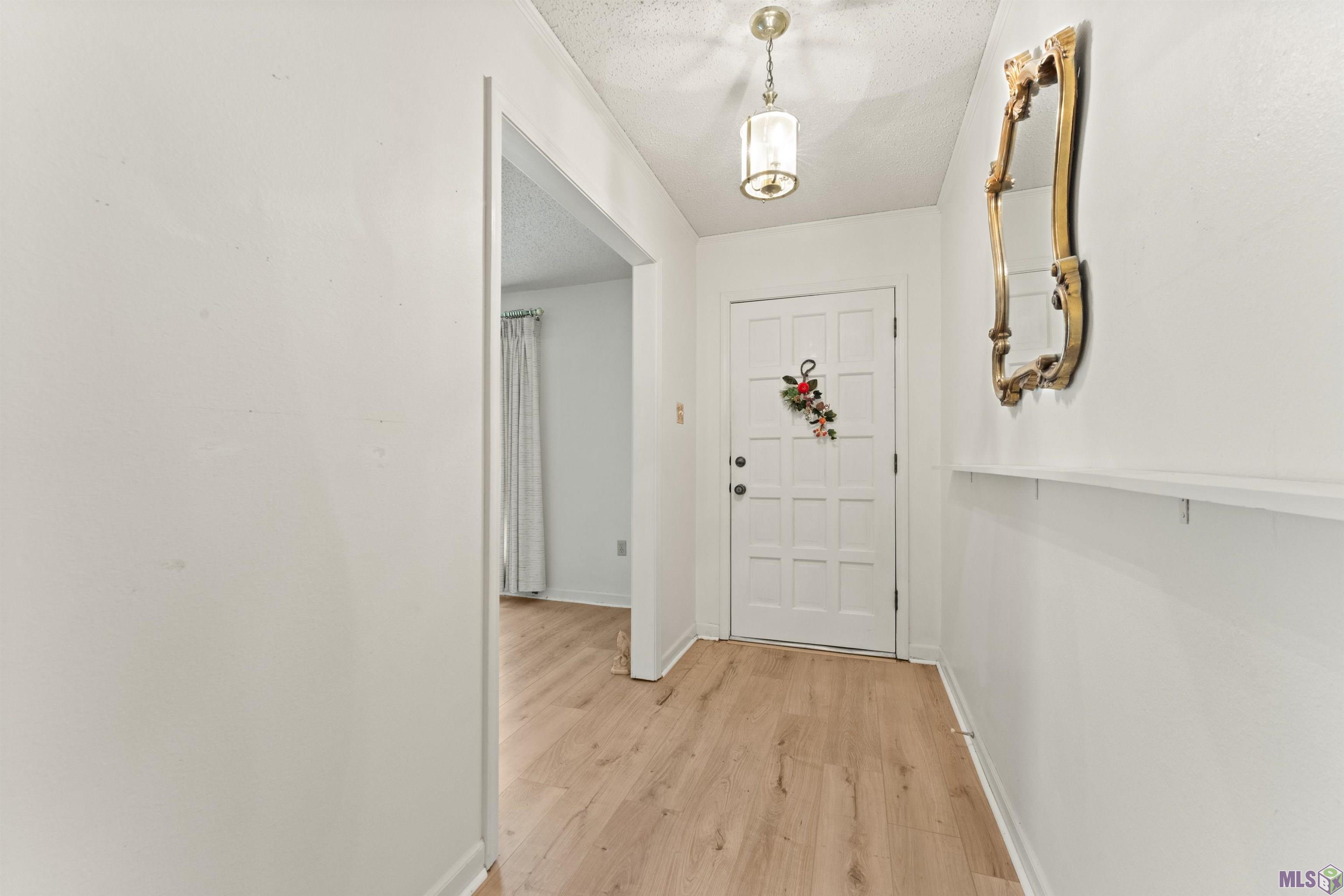 15841 Chickamauga Avenue Baton Rouge, LA 70817 - Photo 3 of 32