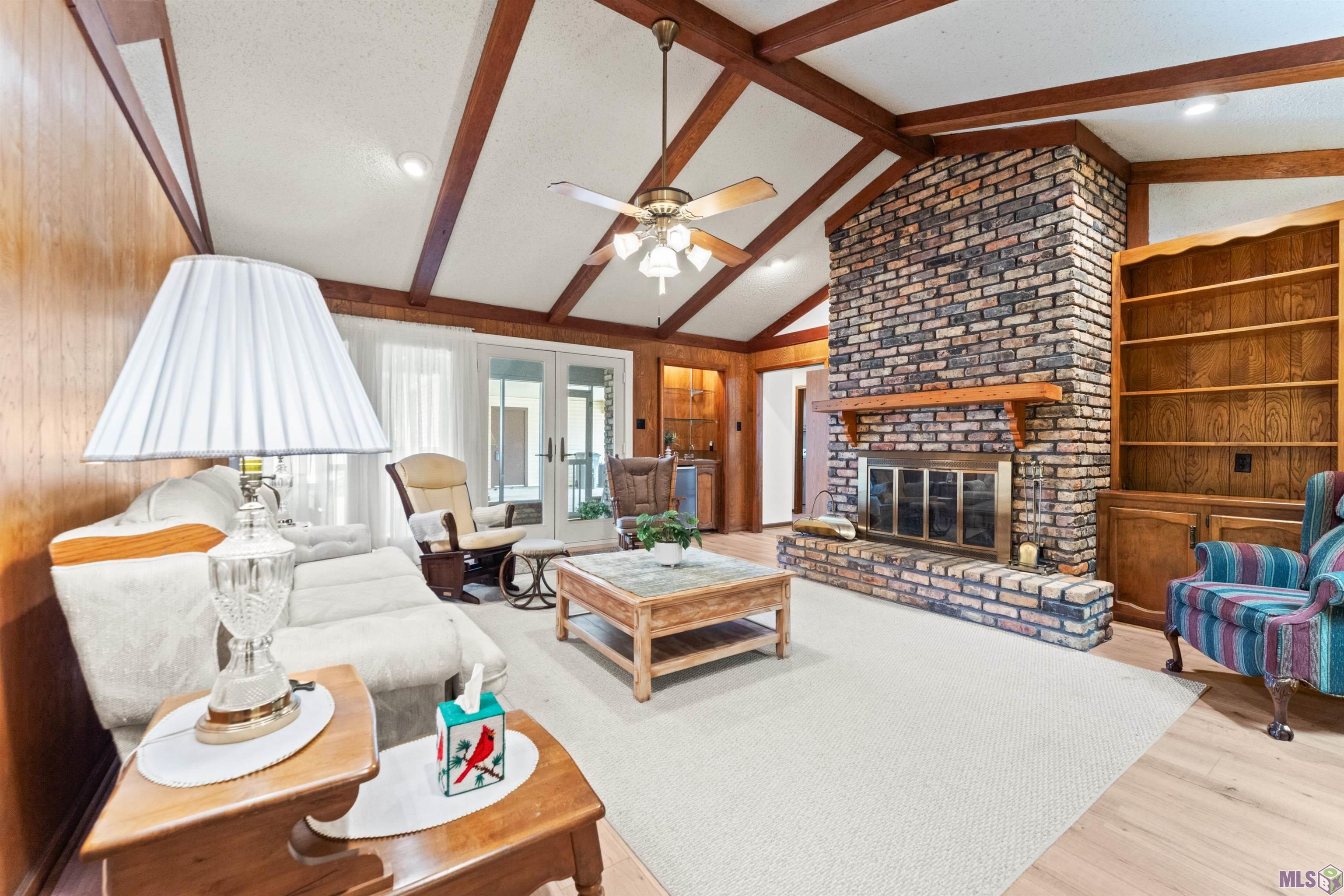 15841 Chickamauga Avenue Baton Rouge, LA 70817 - Photo 4 of 32