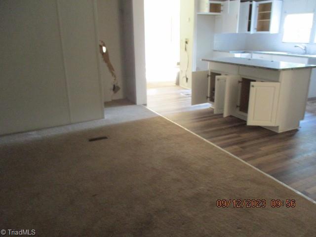 960 Old Linwood Road Lexington, NC 27292 - Photo 9 of 15 Large Master Bath