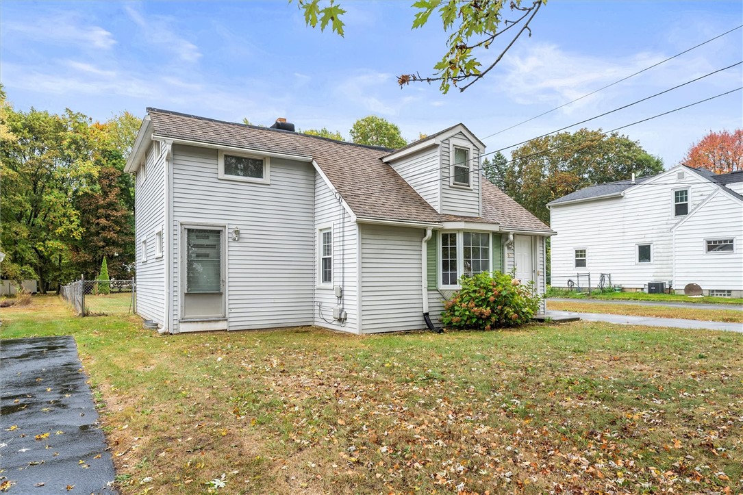 36 Fenton Road Chili, NY 14624 - Photo 3 of 50