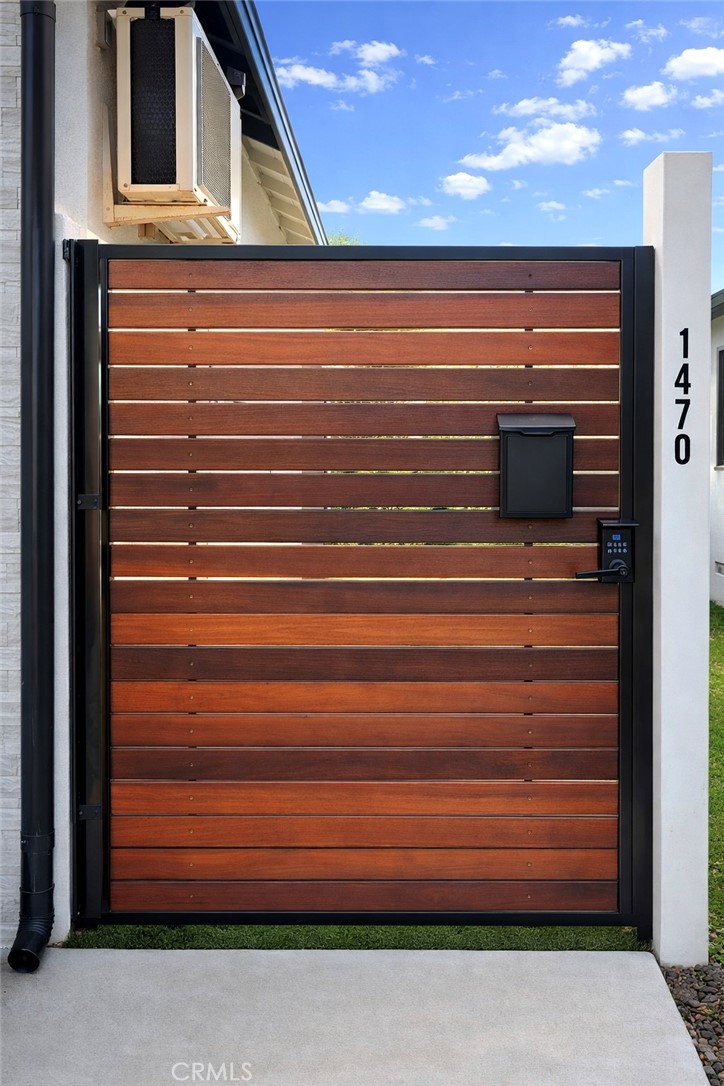 1470 Kenneth Drive Tustin, CA 92780 - Photo 3 of 7