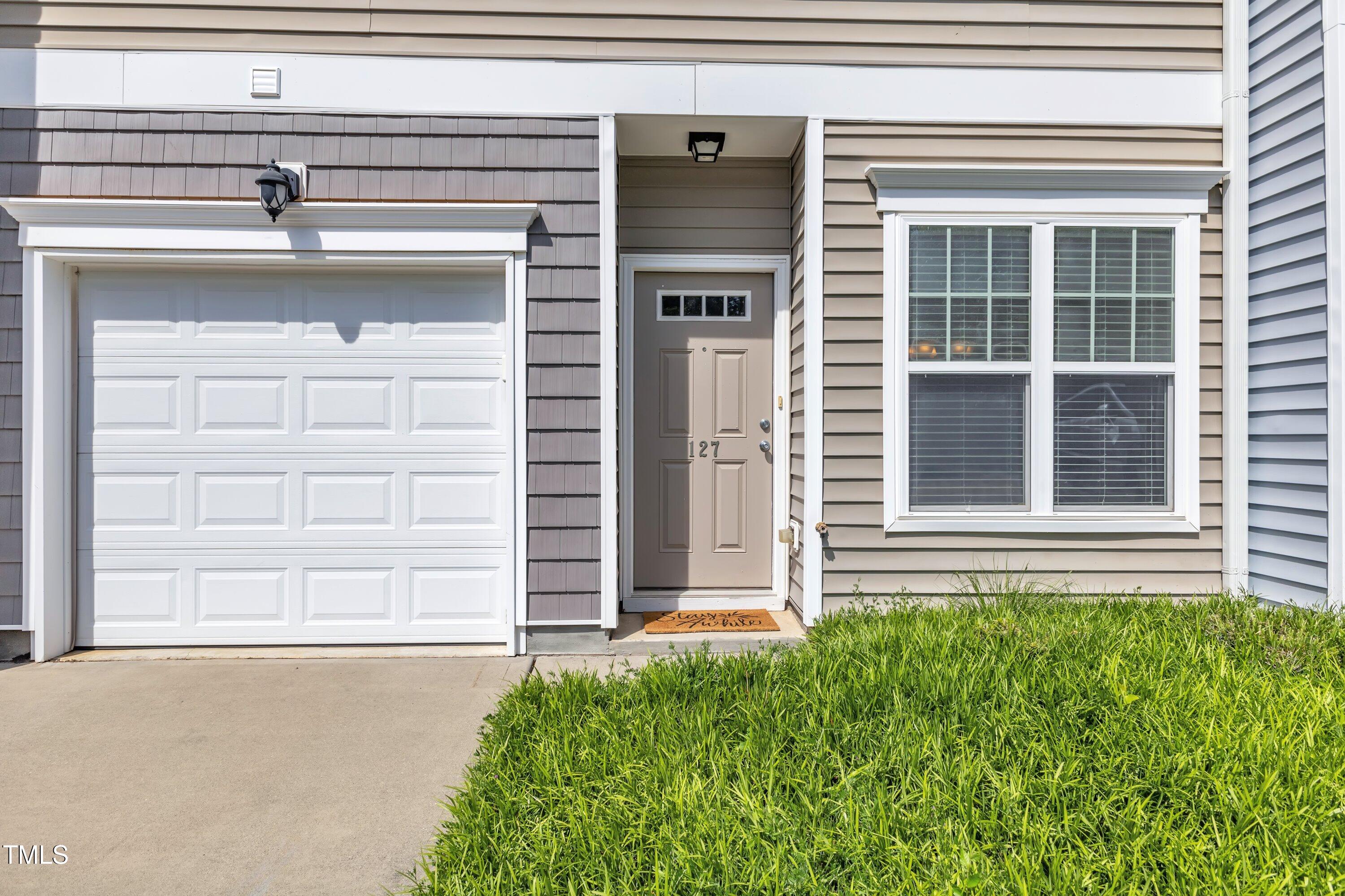 127 Deacon Ridge Street Wake Forest, NC 27587 - Photo 5 of 33 06-127 Deacon Ridge-6