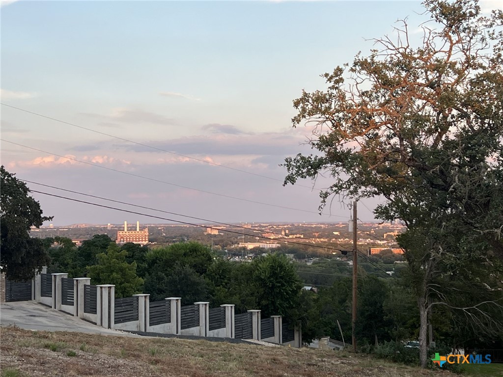 13 Trail View New Braunfels, TX 78130 - Photo 2 of 4