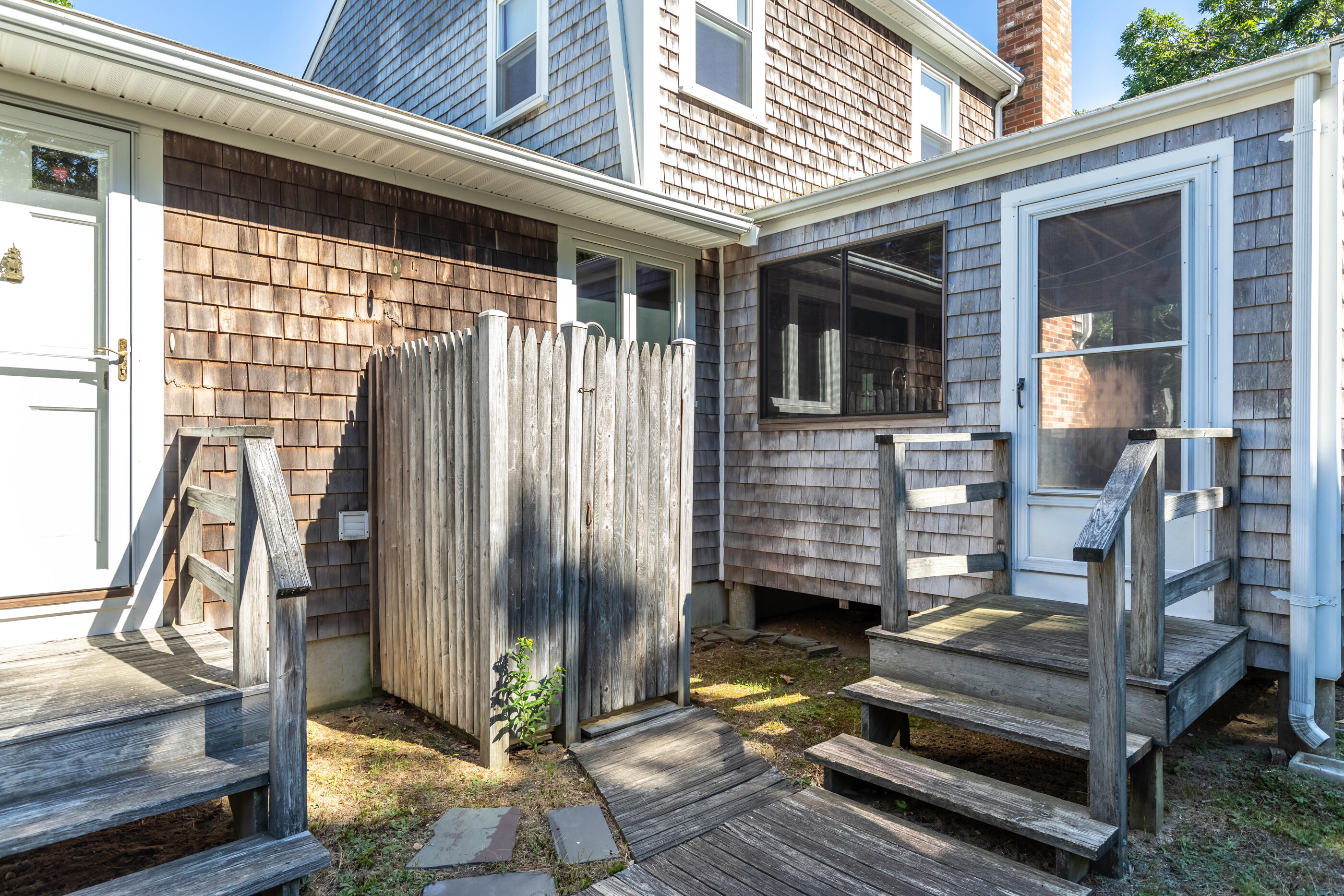 260 Edgewood Road Eastham, MA 02642 - Photo 6 of 35 06
