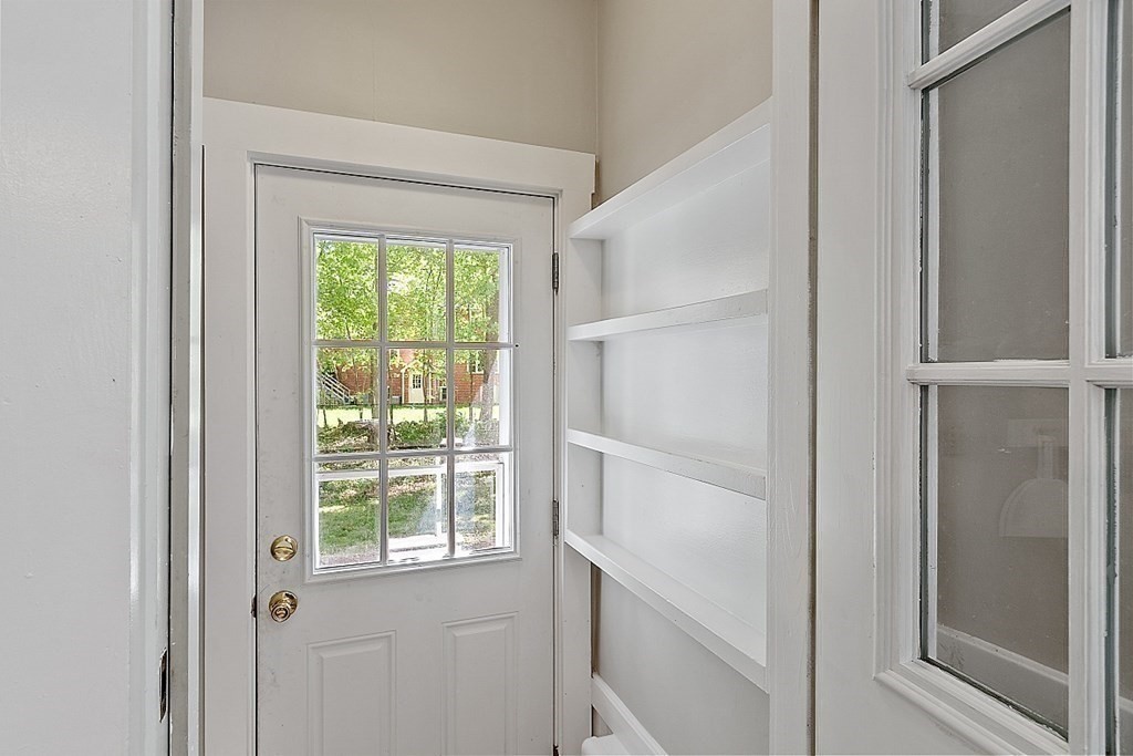 46 Concord Road Bedford, MA 01730 - Photo 12 of 42 Gallery Image 12
