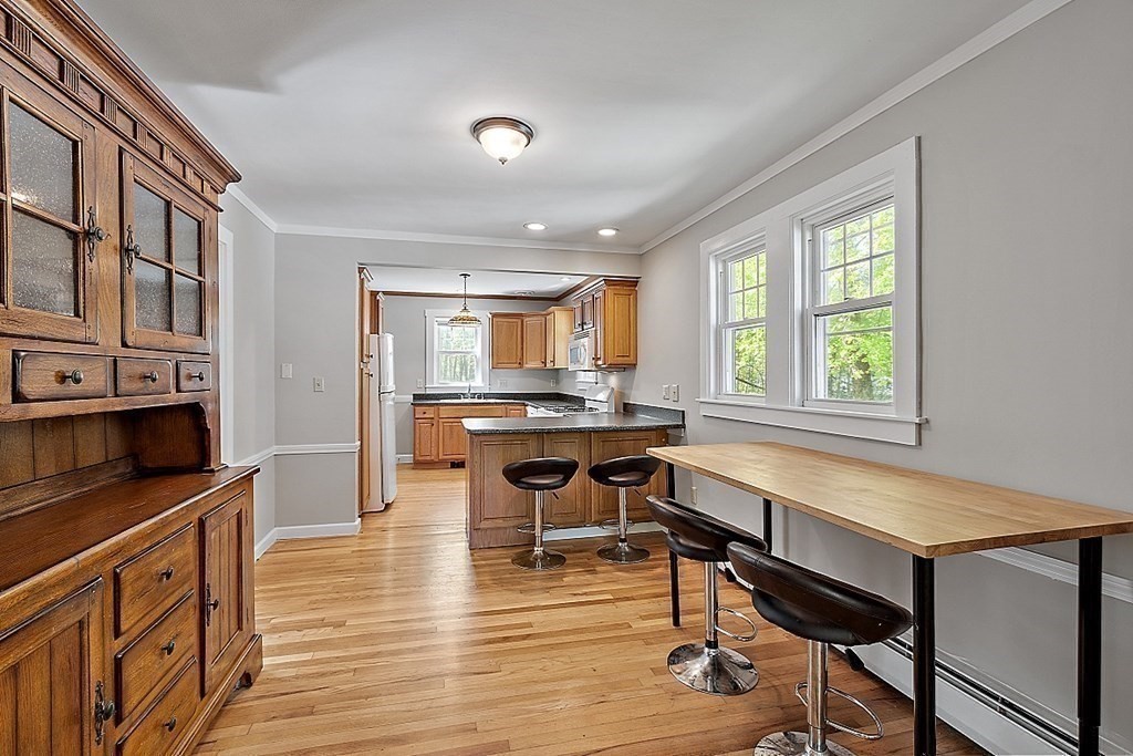 46 Concord Road Bedford, MA 01730 - Photo 6 of 42 Gallery Image 6