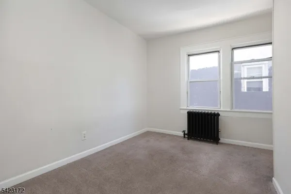 $2,200 | 337 White Street, Roselle, NJ 07203