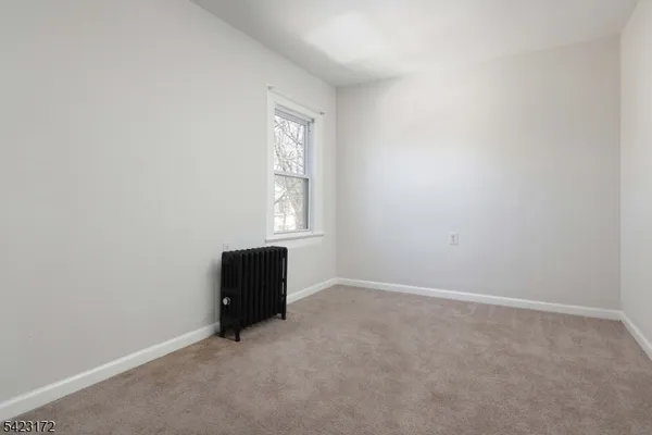 $2,200 | 337 White Street, Roselle, NJ 07203