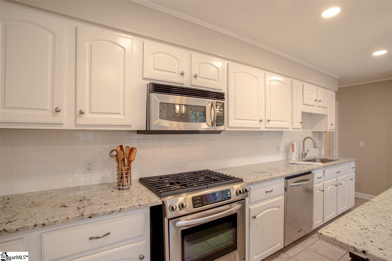125 Windfield Road Greenville, SC 29607 - Photo 10 of 36