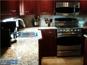 4490 Green Tree Road Reading, PA 19606 - Photo 4 of 12 Gallery Image 4