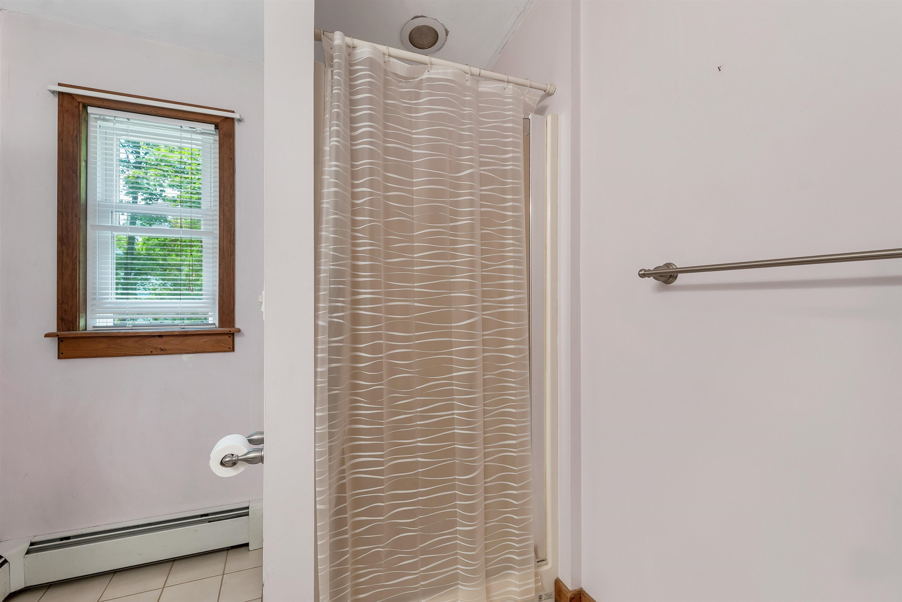 21 Spruce Street Laconia, NH 03246 - Photo 29 of 51