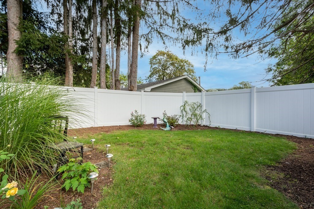 114 River Street Hudson, MA 01749 - Photo 33 of 40