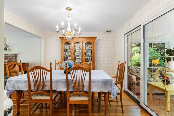 22 Marrett Road Burlington, MA 01803 - Photo 10 of 34