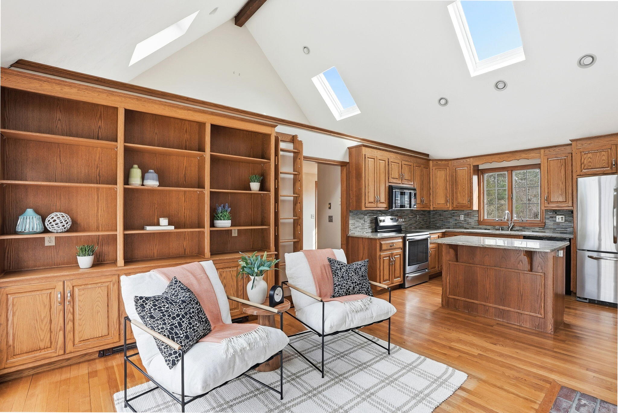 19 Nemasket Road Falmouth, MA 02540 - Photo 10 of 42 11-web-or-mls-DSC03646
