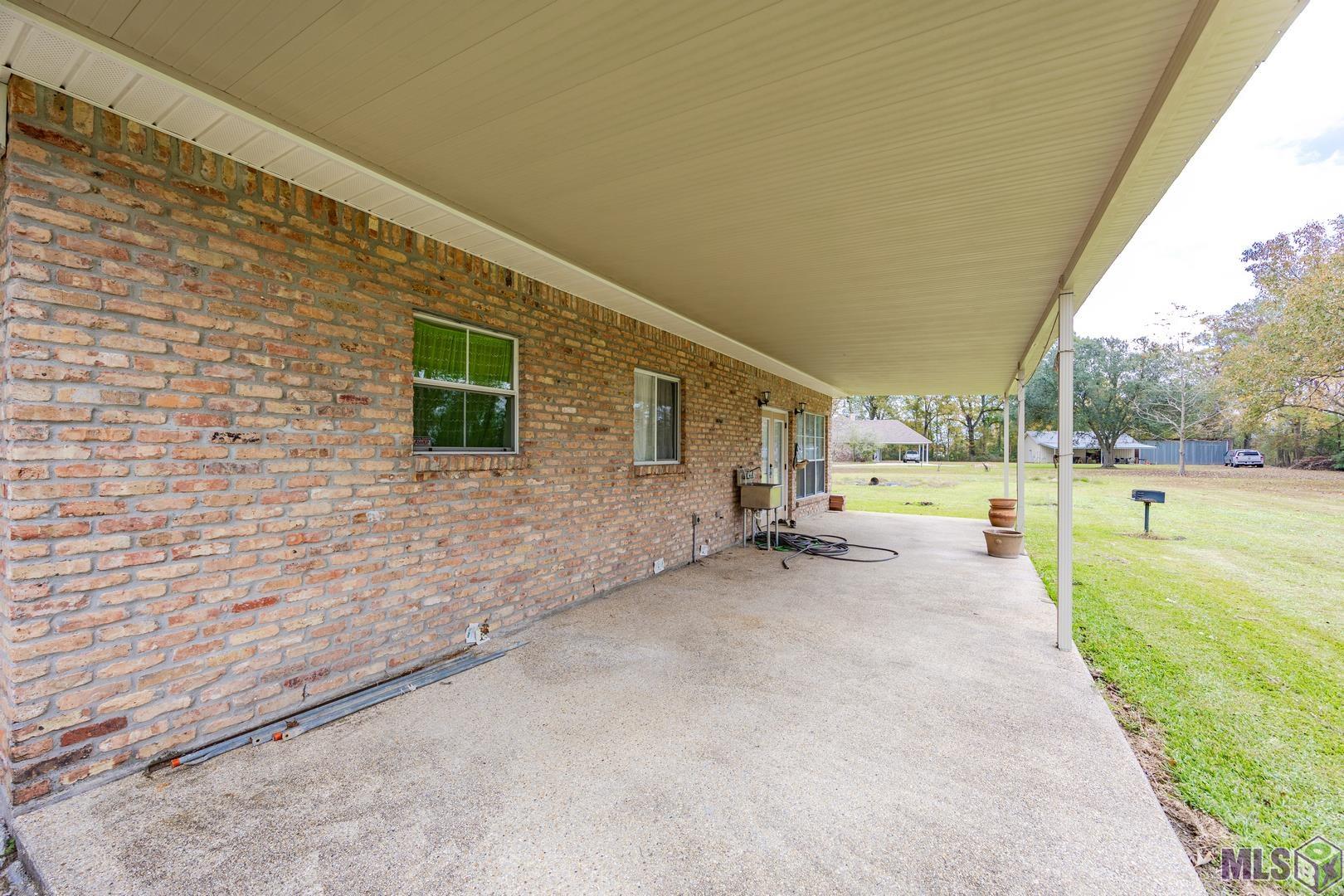 37213 Swamp Road Prairieville, LA 70769 - Photo 10 of 45 Gallery Image 10