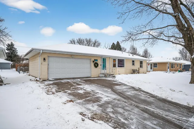 $334,900 | 3350 143rd Street West, Rosemount, MN 55068