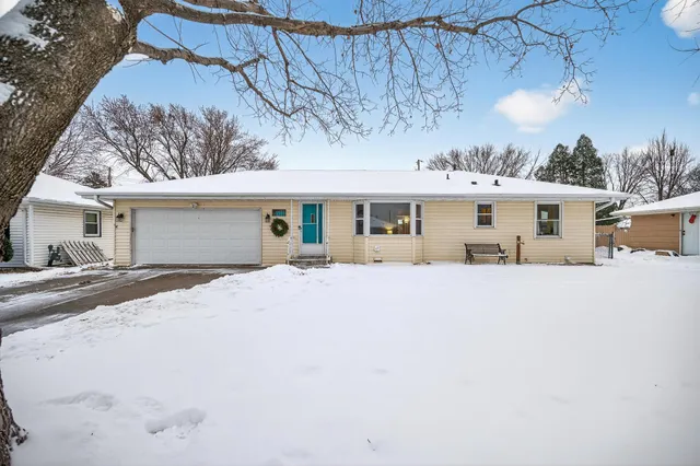 $334,900 | 3350 143rd Street West, Rosemount, MN 55068