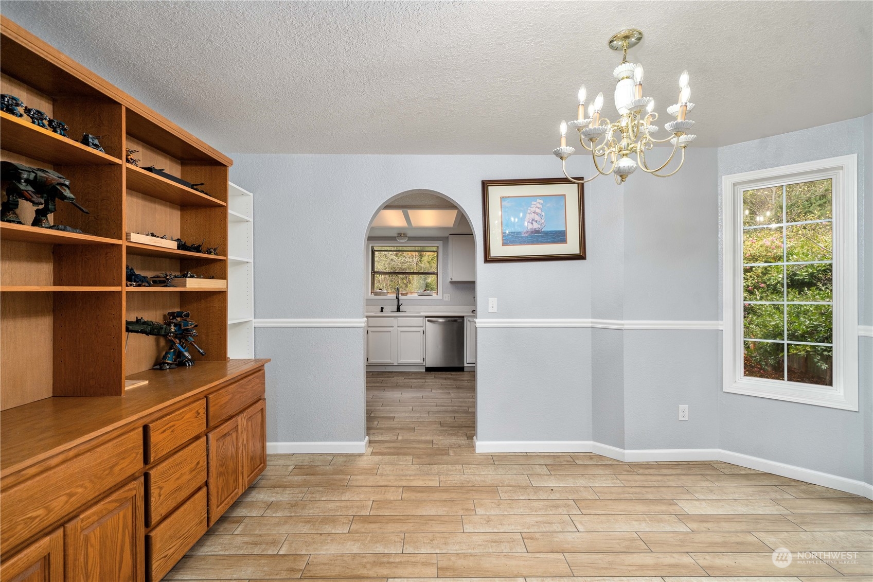 5911 Compton Loop Southeast Lacey, WA 98513 - Photo 6 of 32 a hallway with a large window