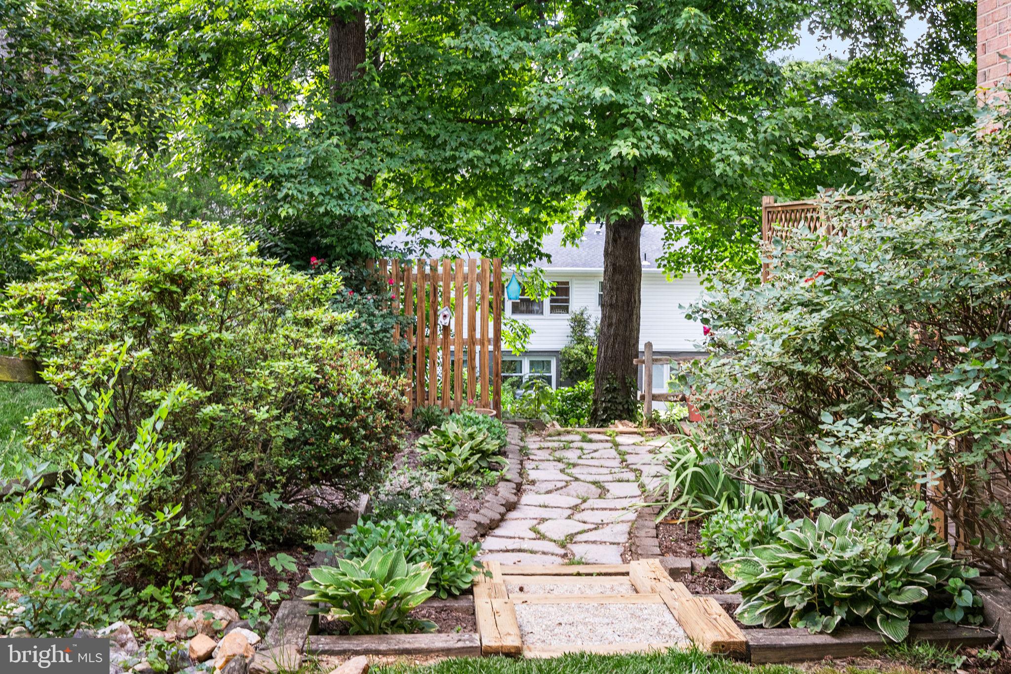 8522 Fairburn Drive Springfield, VA 22152 - Photo 42 of 43