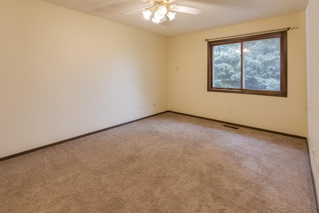 4501 Cinnamon Ridge Trail, Unit B Eagan, MN 55122 - Photo 9 of 16