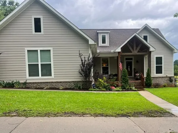 $399,000 | 100 Acorn Way, Troy, AL 36079