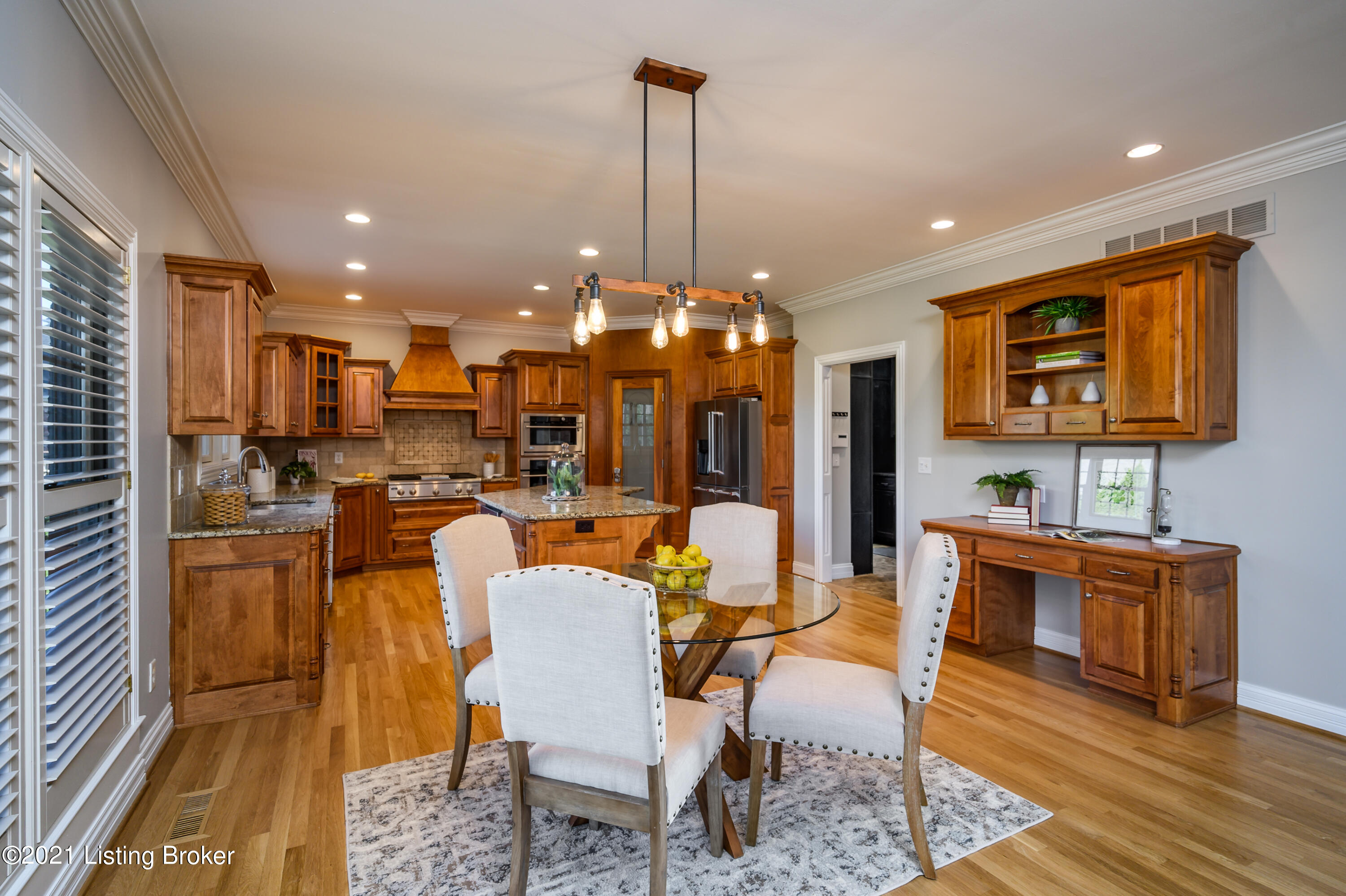 13518 Ridgemoor Drive Prospect, KY 40059 - Photo 14 of 58 Eat in Kitchen