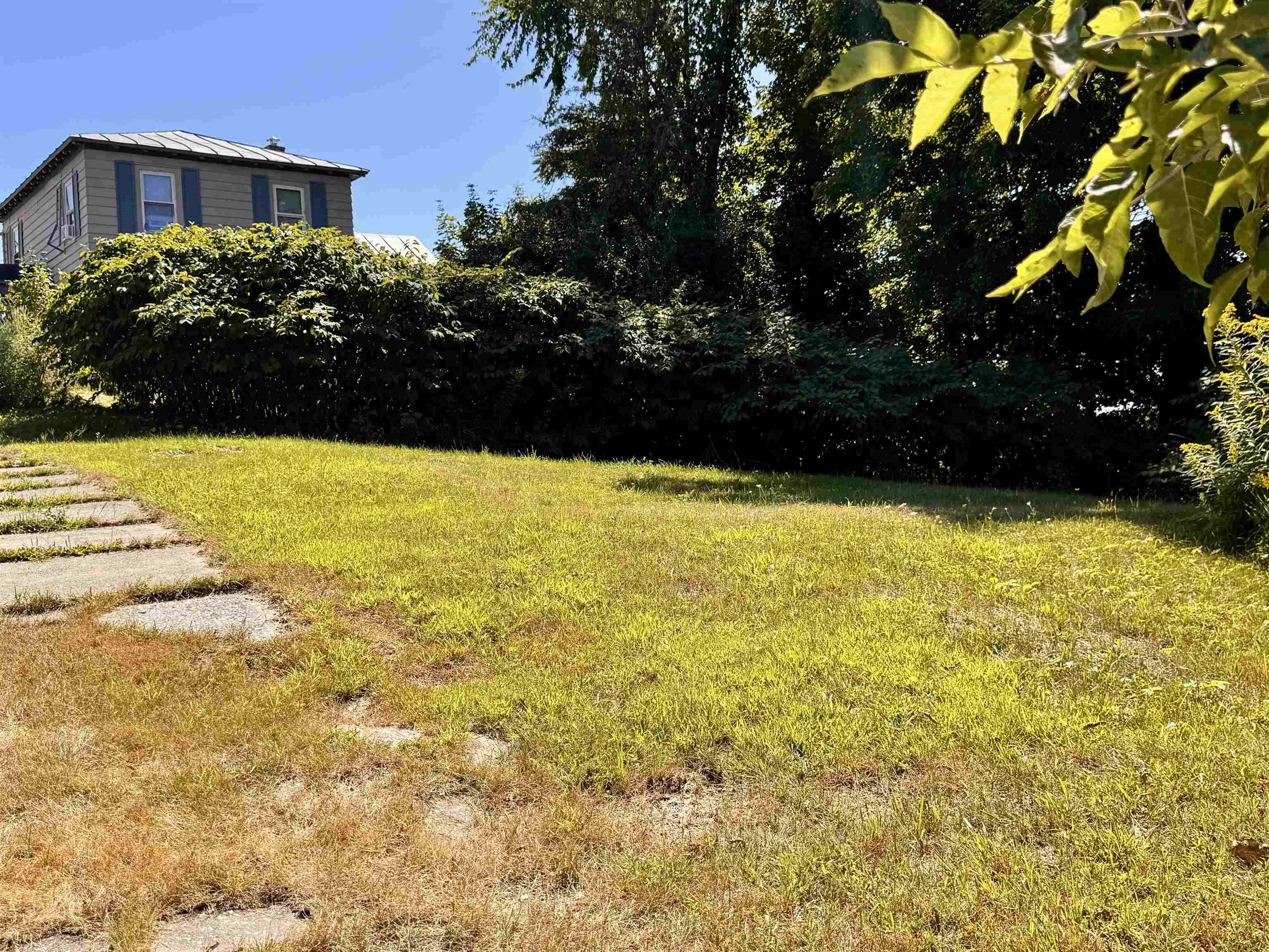 25 Sweat Street Richford, VT 05476 - Photo 5 of 33