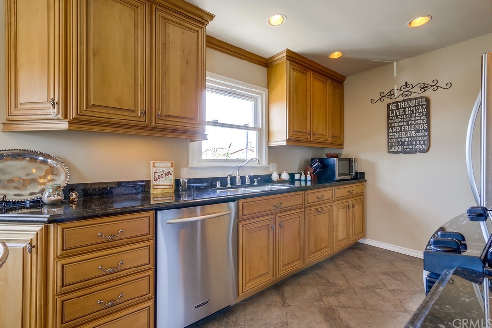 308 Encino Lane San Clemente, CA 92672 - Photo 8 of 22