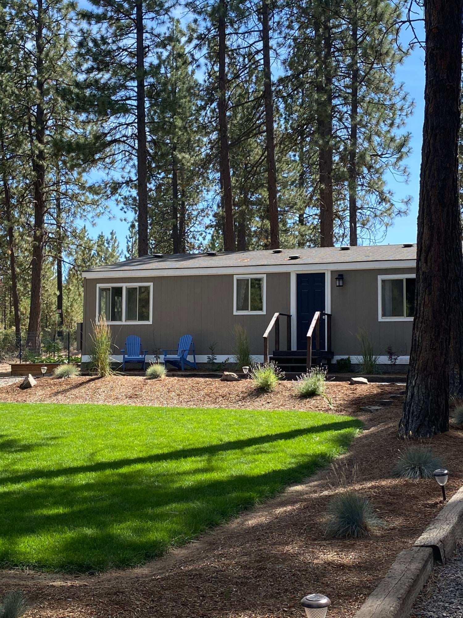 19197 Kiowa Road Bend, OR 97702 - Photo 1 of 32 Welcoming front entry