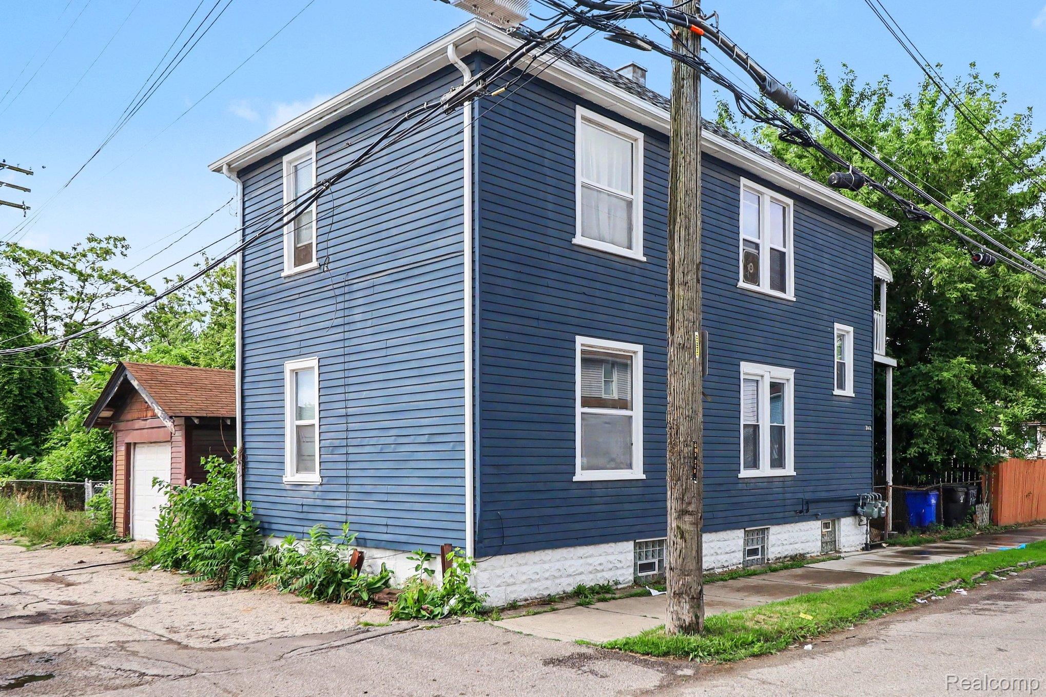 7743 Pitt Street Detroit, MI 48209 - Photo 3 of 15 003_file_9315.jpg