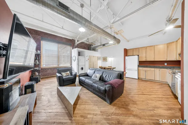 $185,000 | 325 Lafayette Street, Unit 8309, Bridgeport, CT 06604