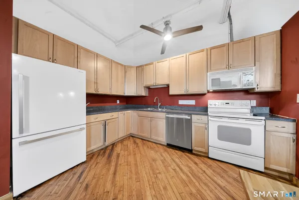 $185,000 | 325 Lafayette Street, Unit 8309, Bridgeport, CT 06604