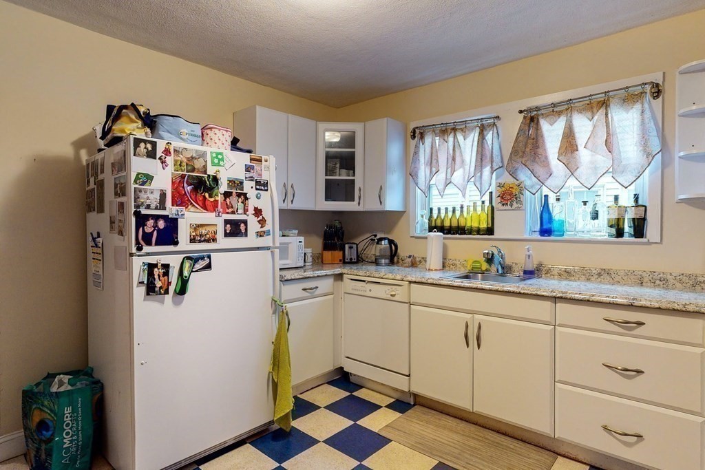 91-93 Bailey Road Somerville, MA 02145 - Photo 19 of 24 Gallery Image 19