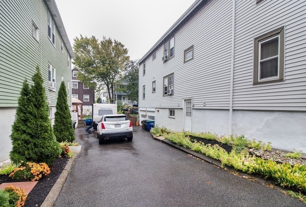 91-93 Bailey Road Somerville, MA 02145 - Photo 4 of 24 Gallery Image 4