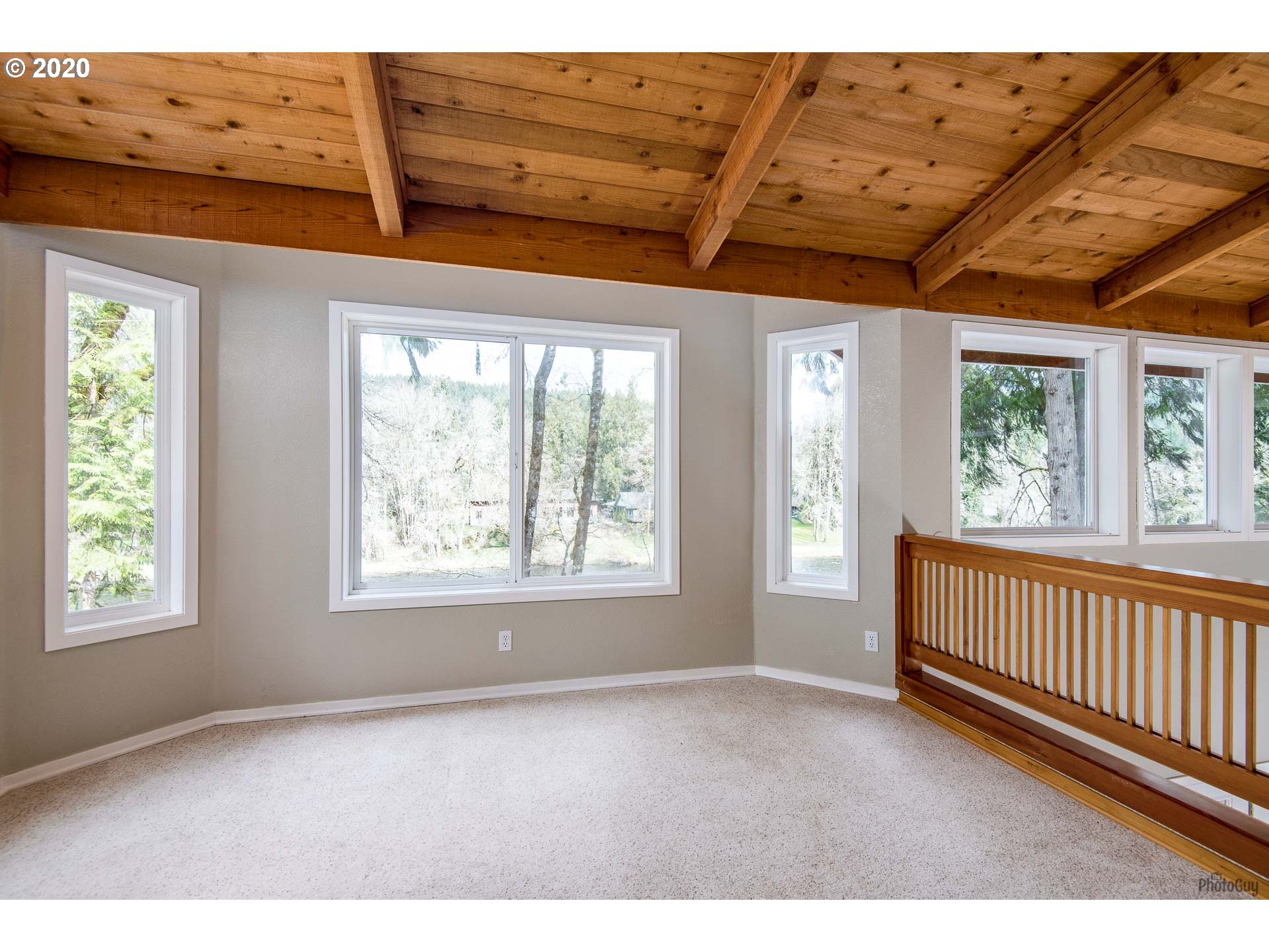 42989 Deerhorn Road Springfield, OR 97478 - Photo 19 of 32 Gallery Image 19