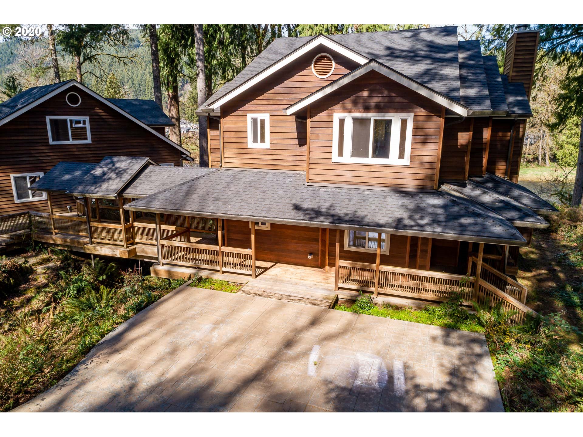 42989 Deerhorn Road Springfield, OR 97478 - Photo 5 of 32 Gallery Image 5